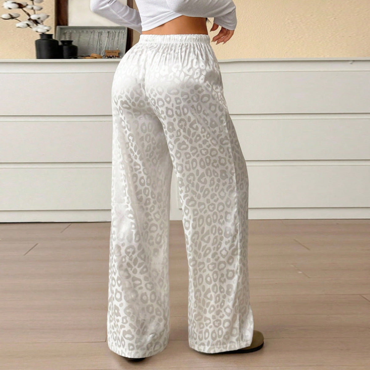 Women's white textured jacquard wide-leg pants