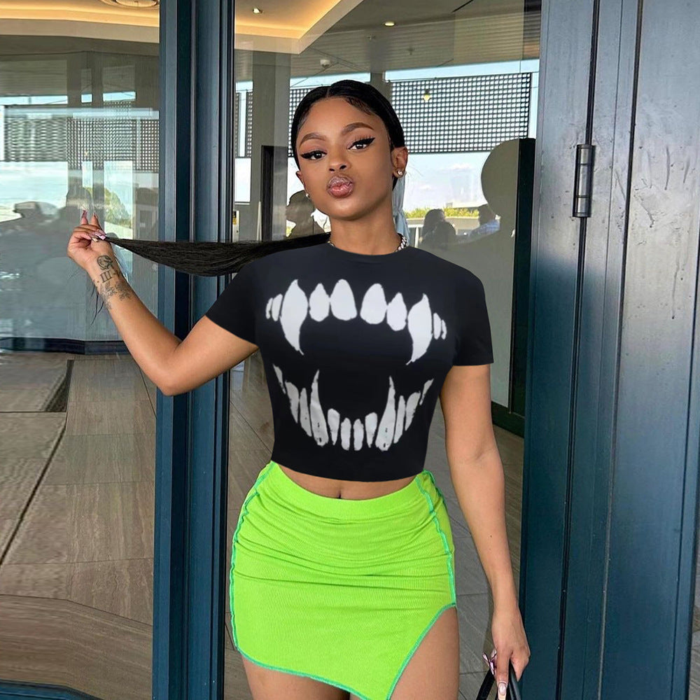 Women’s Black Graphic Print Cropped T-Shirt - Black