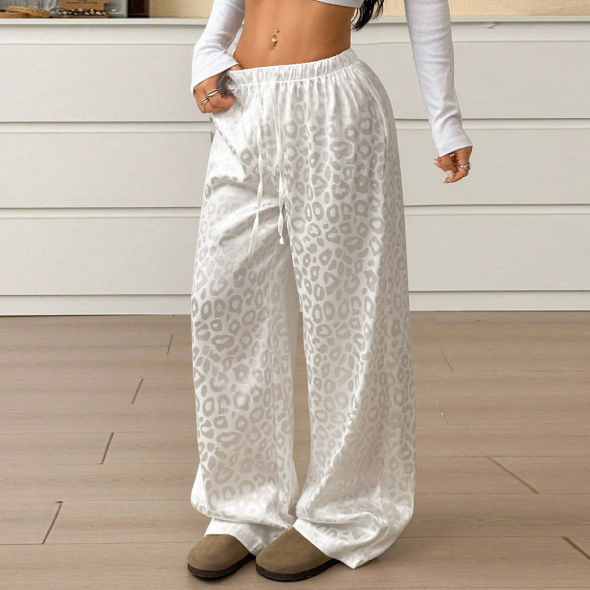 Women's white textured jacquard wide-leg pants